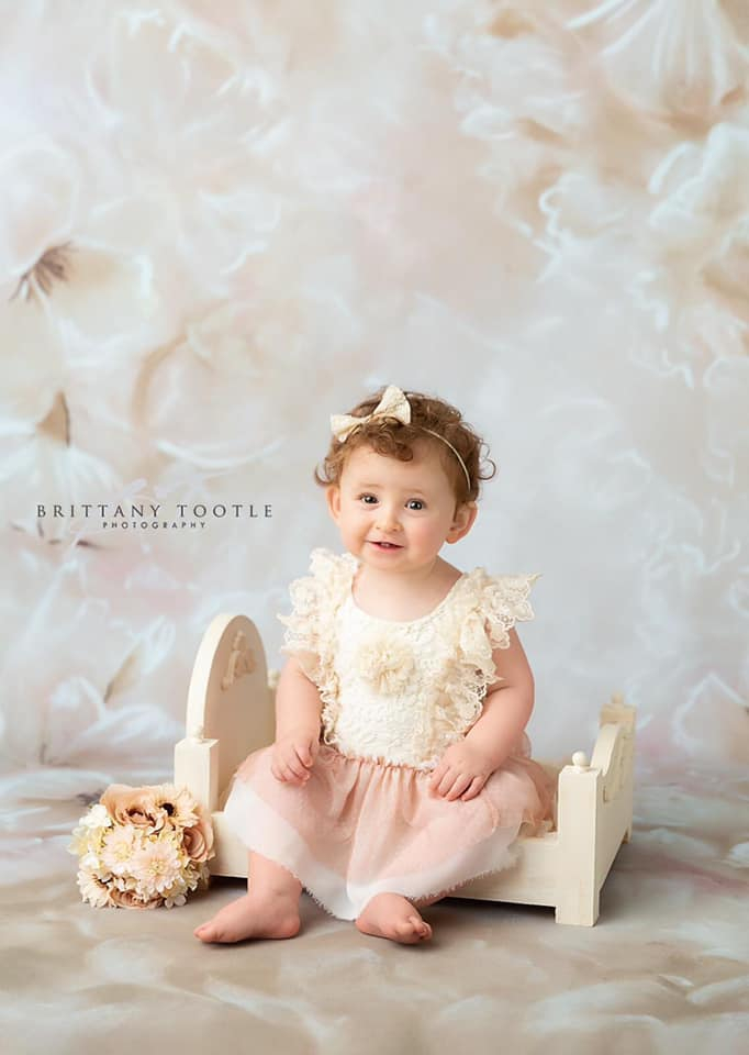 Light Floral Backdrop Kids Gir - Portrait Photography With Lighting 评论和价格